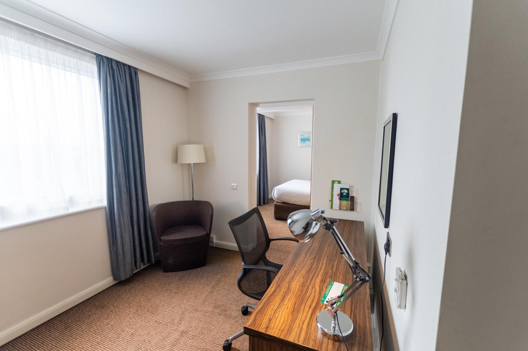 Centre By Ihg Hotel 4*